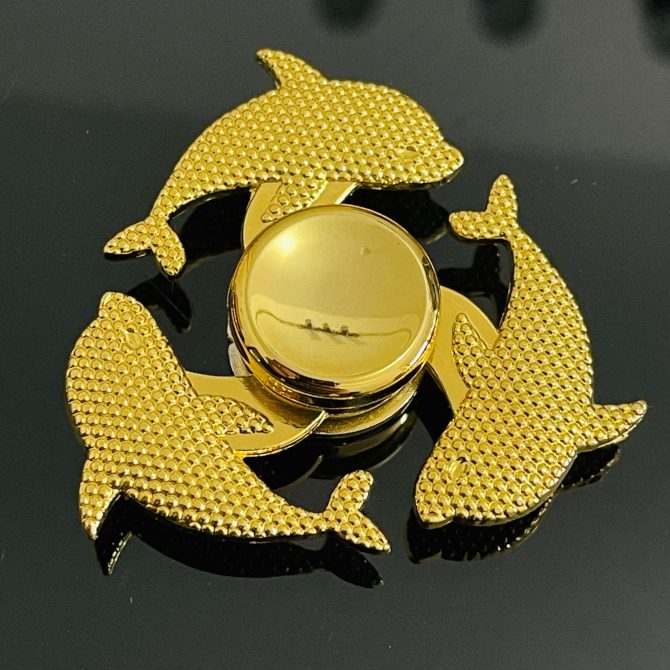 Dolphin-shaped gold fidget spinner